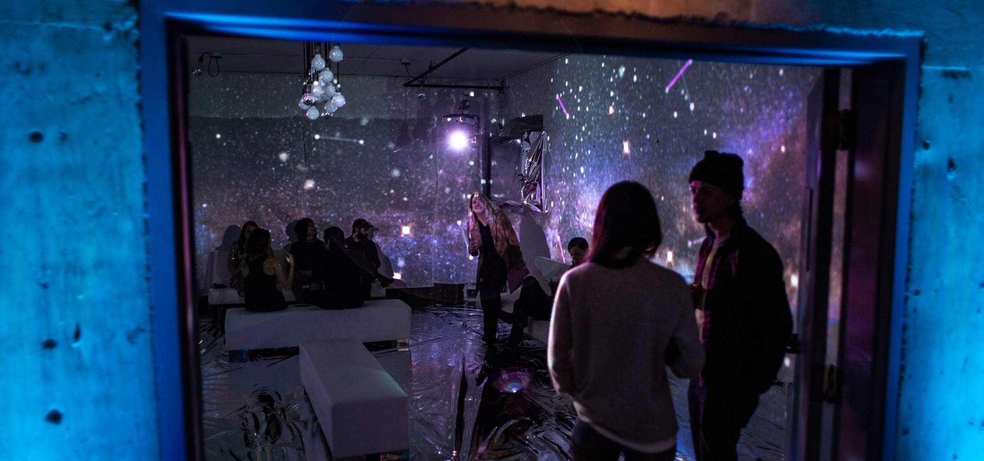 Immersive Projection Cube