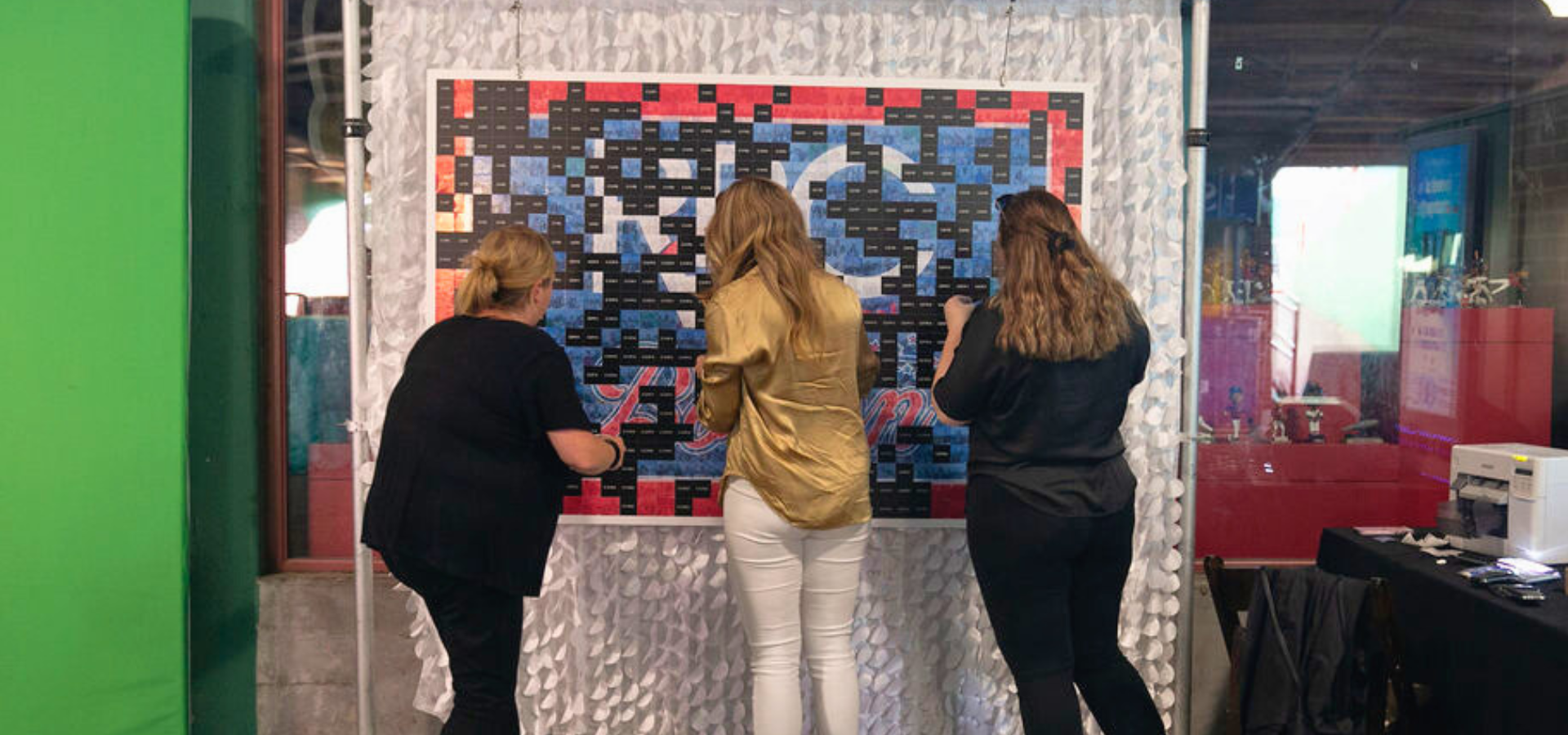 Interactive Photobooth & Mosaic Art Gallery